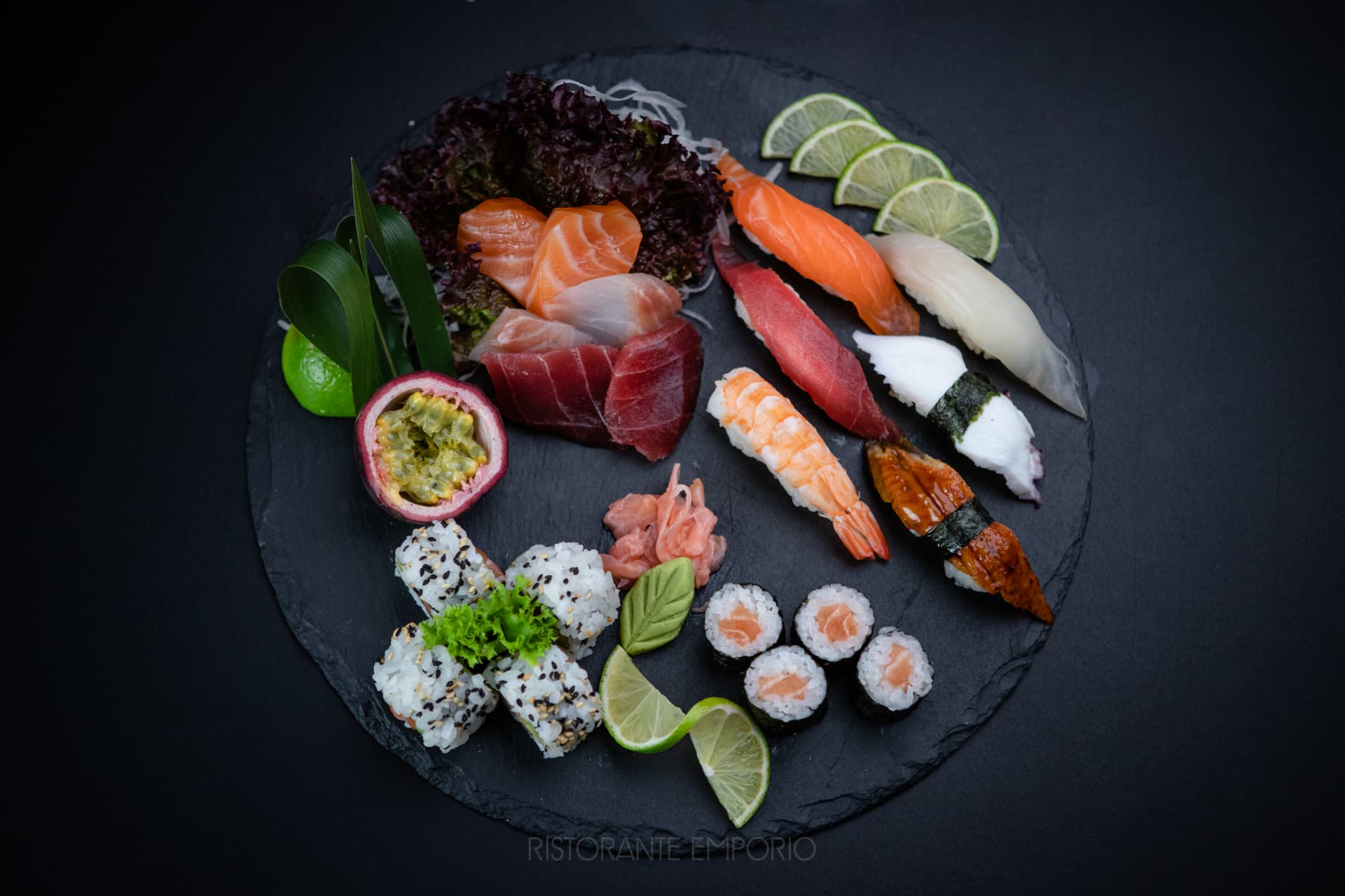 Sushi e sashimi à la carte del Ristorante Emporio a Rondissone